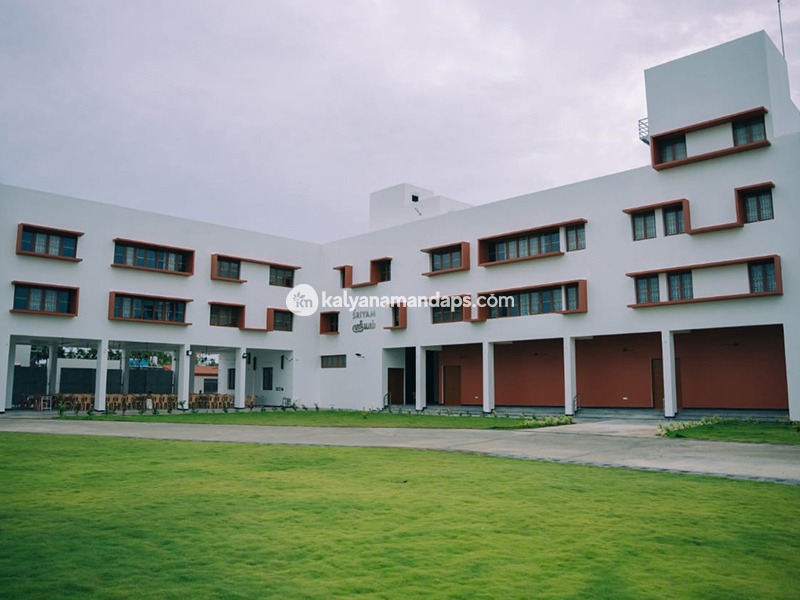 Sriyam Open Lawn